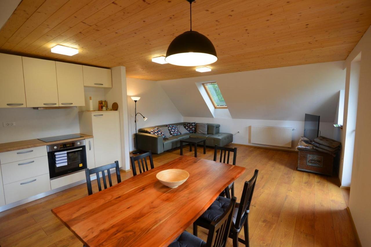 Apartmaji Pekovec Бохин Екстериор снимка